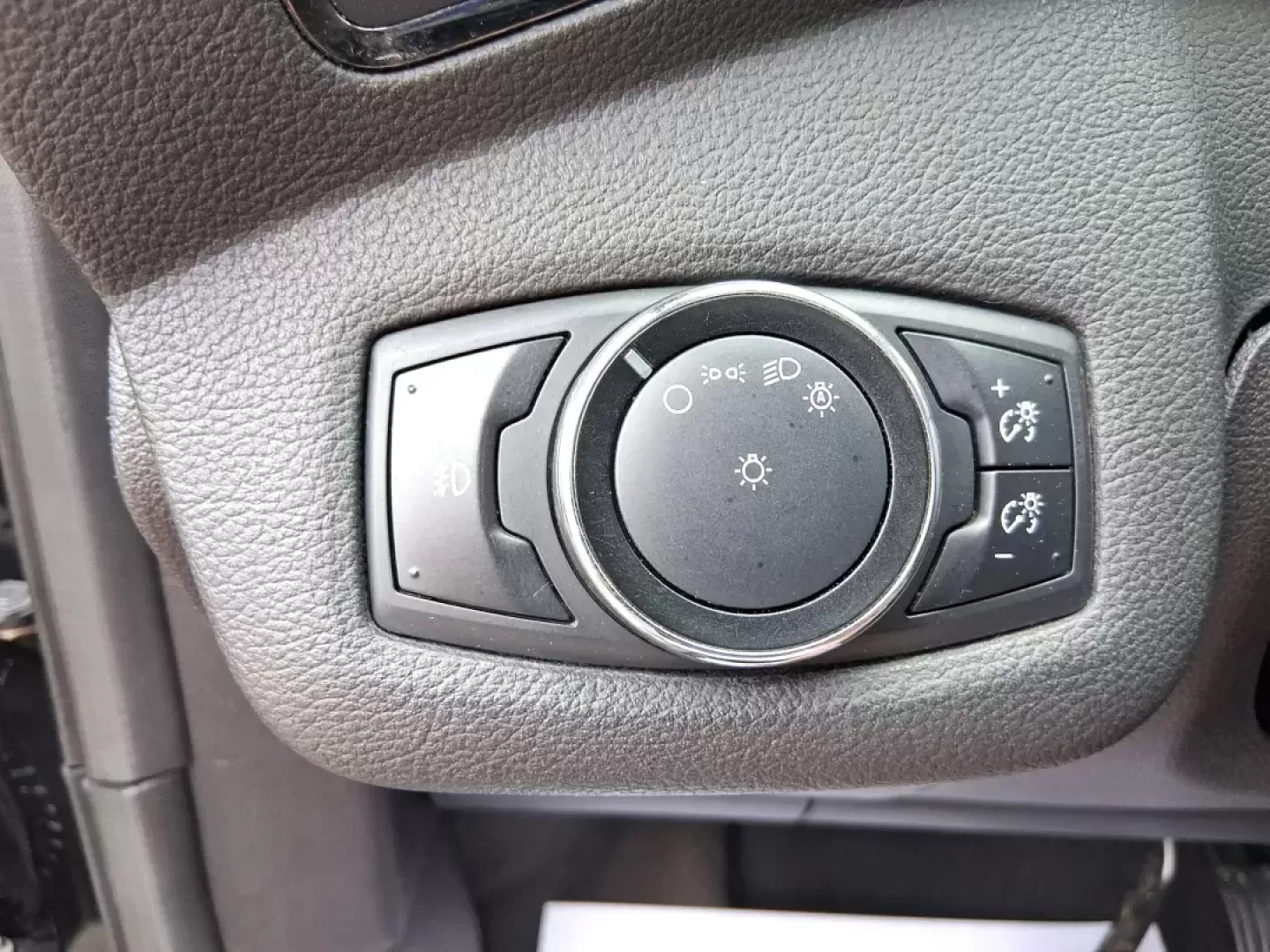 2014 Ford Escape Titanium (1FMCU9J96EU) with an EcoBoost 1.6L I-4 gasoline direct injection engine, located at 4508 South Dixie Dr, Moraine, OH, 45439, (937) 908-9800, 39.689976, -84.218452 - Photo#16