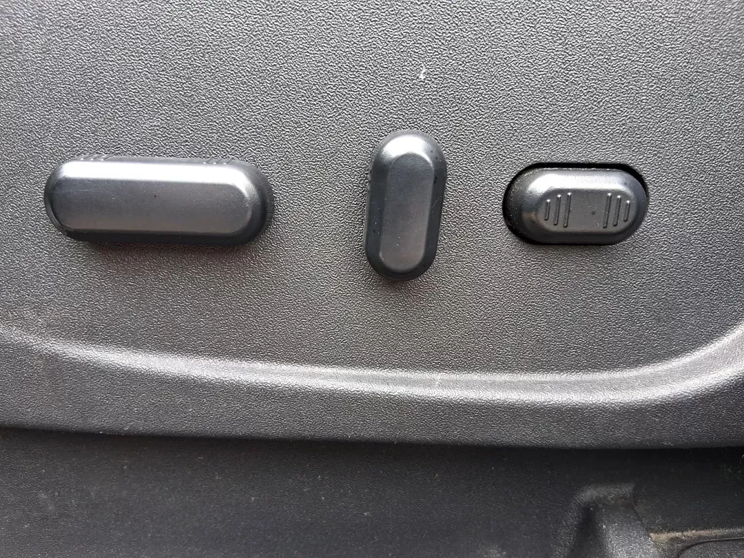 2014 Ford Escape Titanium (1FMCU9J96EU) with an EcoBoost 1.6L I-4 gasoline direct injection engine, located at 4508 South Dixie Dr, Moraine, OH, 45439, (937) 908-9800, 39.689976, -84.218452 - Photo#17