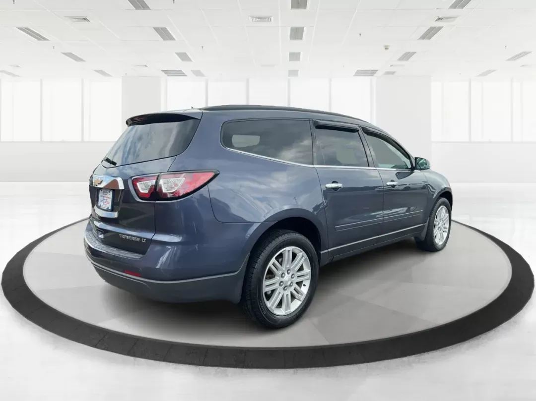 2013 Chevrolet Traverse 1LT (1GNKRGKD0DJ) with an 3.6L V-6 gasoline direct injection engine, located at 1951 S Dayton Lakeview Rd., New Carlisle, OH, 45344, (937) 908-9800, 39.890999, -84.050255 - Photo#2