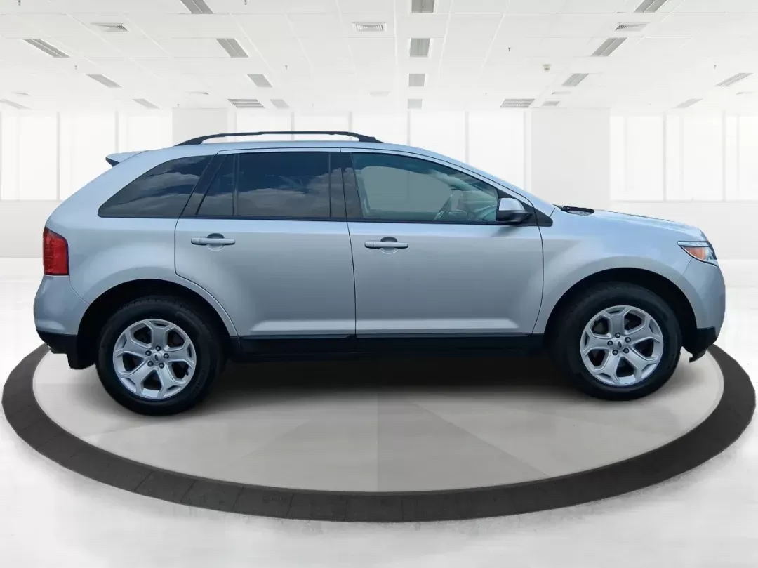 2013 Ford Edge SEL (2FMDK4JC3DB) with an 3.5L V-6 DOHC engine, located at 4508 South Dixie Dr, Moraine, OH, 45439, (937) 908-9800, 39.689976, -84.218452 - Photo#1