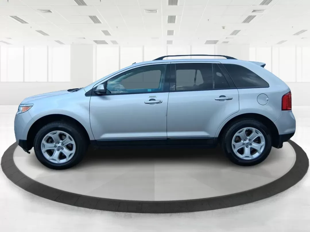 2013 Ford Edge SEL (2FMDK4JC3DB) with an 3.5L V-6 DOHC engine, located at 4508 South Dixie Dr, Moraine, OH, 45439, (937) 908-9800, 39.689976, -84.218452 - Photo#5