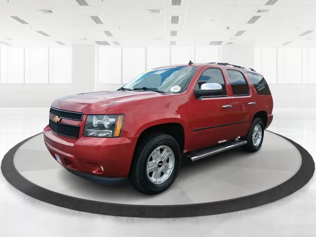 2012 Chevrolet Tahoe LTZ (1GNSKCE09CR) with an Vortec 5.3L V-8 variable valve control engine, located at 8750 N County Rd 25A, Piqua, OH, 45356, (937) 908-9800, 40.164391, -84.232513 - Photo#7
