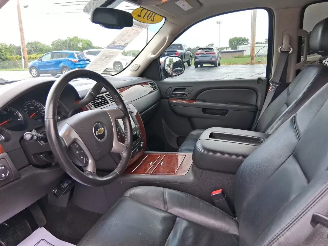 2012 Chevrolet Tahoe LTZ (1GNSKCE09CR) with an Vortec 5.3L V-8 variable valve control engine, located at 8750 N County Rd 25A, Piqua, OH, 45356, (937) 908-9800, 40.164391, -84.232513 - Photo#8