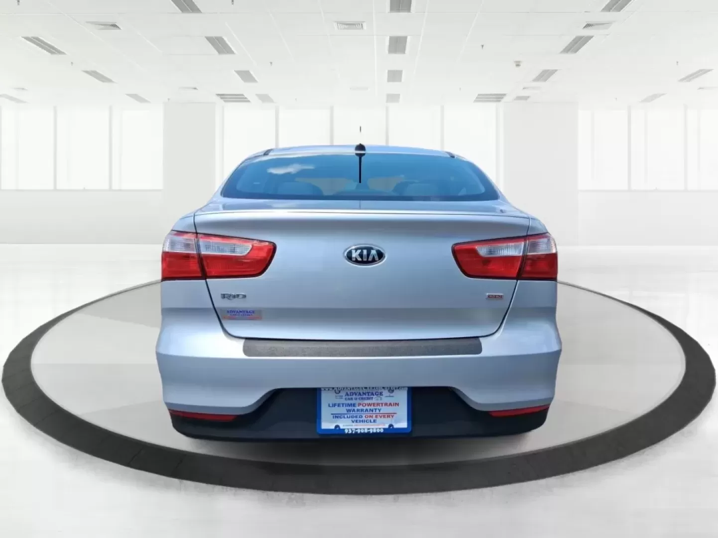 2016 Kia Rio LX (KNADM4A37G6) with an Gamma 1.6L I-4 gasoline direct injection engine, located at 1184 Kauffman Ave, Fairborn, OH, 45324, (937) 908-9800, 39.807072, -84.030914 - ### Discover Freedom and Reliability with the 2016 Kia Rio LX at Advantage Car and Credit!<br /> <br /> Are you in search of a reliable, budget-friendly vehicle that supports your active lifestyle? Look no further! The 2016 Kia Rio LX is the perfect companion for daily commuting, family adventures, - Photo#3