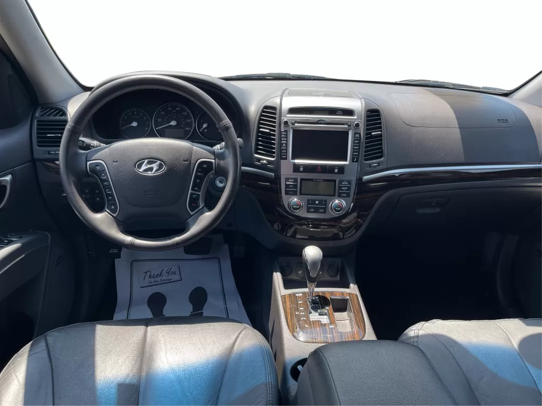 2012 Hyundai Santa Fe Limited V6 (5XYZKDAG0CG) with an 3.5L V-6 DOHC engine, located at 1184 Kauffman Ave, Fairborn, OH, 45324, (937) 908-9800, 39.807072, -84.030914 - **Elevate Your Adventures with the 2012 Hyundai Santa Fe Limited V6 at Advantage Car and Credit in Fairborn, OH!**<br /> <br /> Whether you're planning family road trips, tackling your daily commute, or seeking weekend adventures, the 2012 Hyundai Santa Fe Limited V6 is the perfect companion. With i - Photo#19