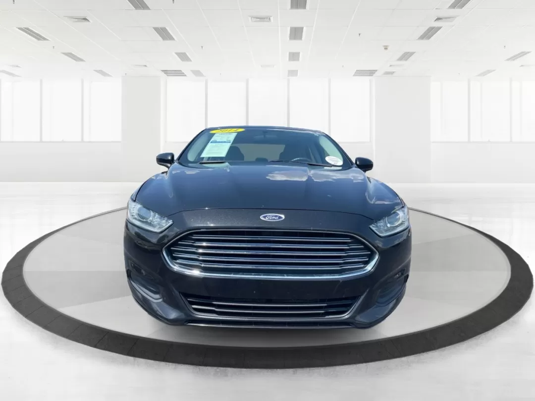 2014 Ford Fusion S (3FA6P0G78ER) with an Duratec 2.5L I-4 DOHC engine, located at 1099 N County Rd 25A , Troy, OH, 45373, (937) 908-9800, 40.057079, -84.212883 - Are you on the hunt for a reliable sedan that fits seamlessly into your everyday life? Look no further than this stunning 2014 Ford Fusion S, available now at Advantage Car and Credit in Fairborn, OH. This vehicle is the perfect choice for budget-conscious buyers or families needing a dependable rid - Photo#6