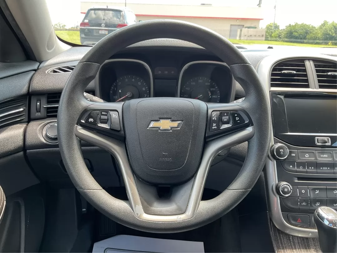 2015 Chevrolet Malibu 1LT (1G11C5SL9FU) with an ECOTEC 2.5L I-4 gasoline direct injection engine, located at 1184 Kauffman Ave, Fairborn, OH, 45324, (937) 908-9800, 39.807072, -84.030914 - **Experience the Road in Style with the 2015 Chevrolet Malibu 1LT Your Perfect Family Sedan!**<br /> <br /> If you're on the hunt for a reliable, stylish vehicle that effortlessly combines comfort, efficiency, and safety, look no further than the 2015 Chevrolet Malibu 1LT. Ideal for growing familie - Photo#15