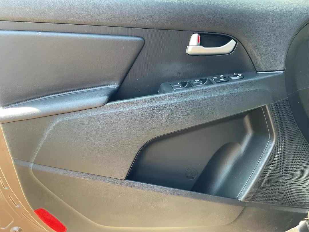2015 Kia Sportage LX (KNDPB3AC3F7) with an Other engine, located at 1184 Kauffman Ave, Fairborn, OH, 45324, (937) 908-9800, 39.807072, -84.030914 - Experience the thrill of adventure in this 2015 Kia Sportage LX, perfectly crafted for growing families or weekend warriors seeking an exciting ride. With ample cargo space and a comfortable interior, this crossover is designed to elevate your lifestyle, whether it's school drop-offs, long commutes, - Photo#16