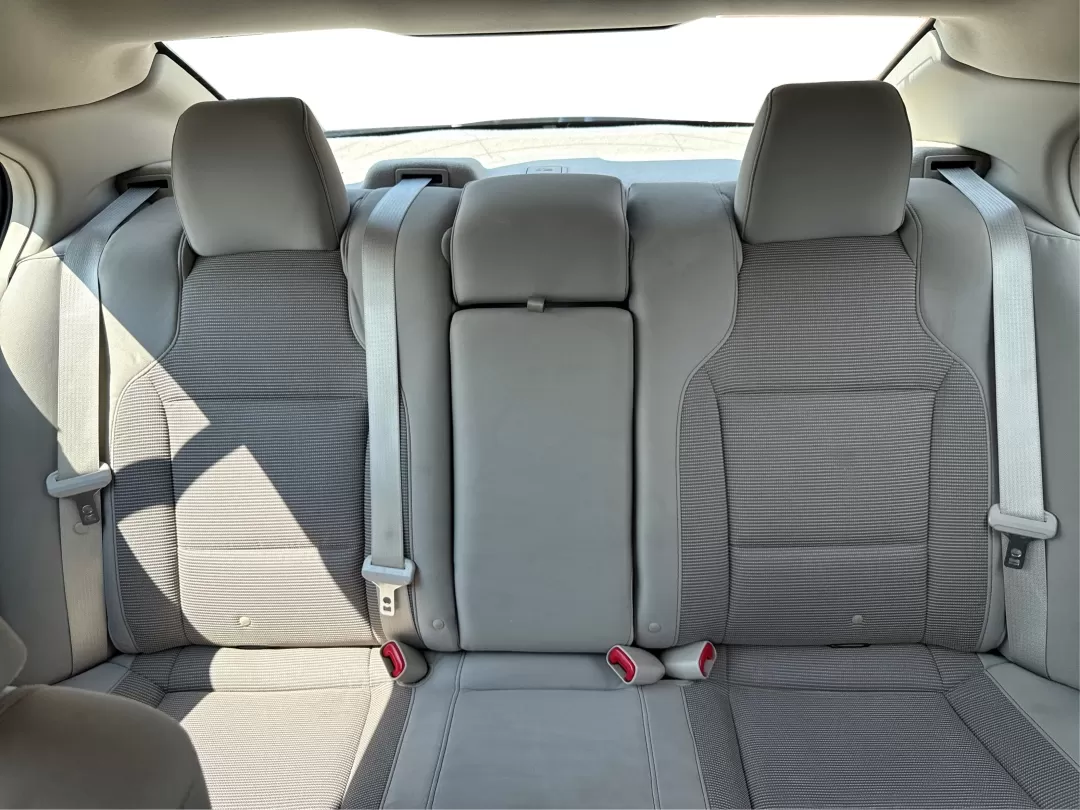 2011 Ford Taurus SEL (1FAHP2EW3BG) with an Duratec 3.5L V-6 DOHC engine, located at 880 E. National Road, Vandalia, OH, 45377, (937) 908-9800, 39.891918, -84.183594 - Experience the perfect blend of comfort, style, and reliability with the 2011 Ford Taurus SEL, a sedan that is truly designed for modern life. Whether you're commuting to work, transporting your growing family, or heading out for weekend adventures, this vehicle caters to a variety of lifestyles. Av - Photo#5