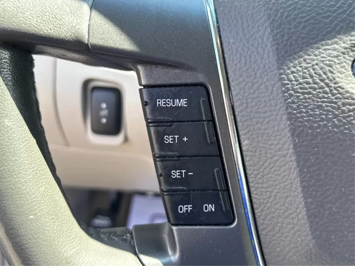 2011 Ford Taurus SEL (1FAHP2EW3BG) with an Duratec 3.5L V-6 DOHC engine, located at 880 E. National Road, Vandalia, OH, 45377, (937) 908-9800, 39.891918, -84.183594 - Experience the perfect blend of comfort, style, and reliability with the 2011 Ford Taurus SEL, a sedan that is truly designed for modern life. Whether you're commuting to work, transporting your growing family, or heading out for weekend adventures, this vehicle caters to a variety of lifestyles. Av - Photo#7