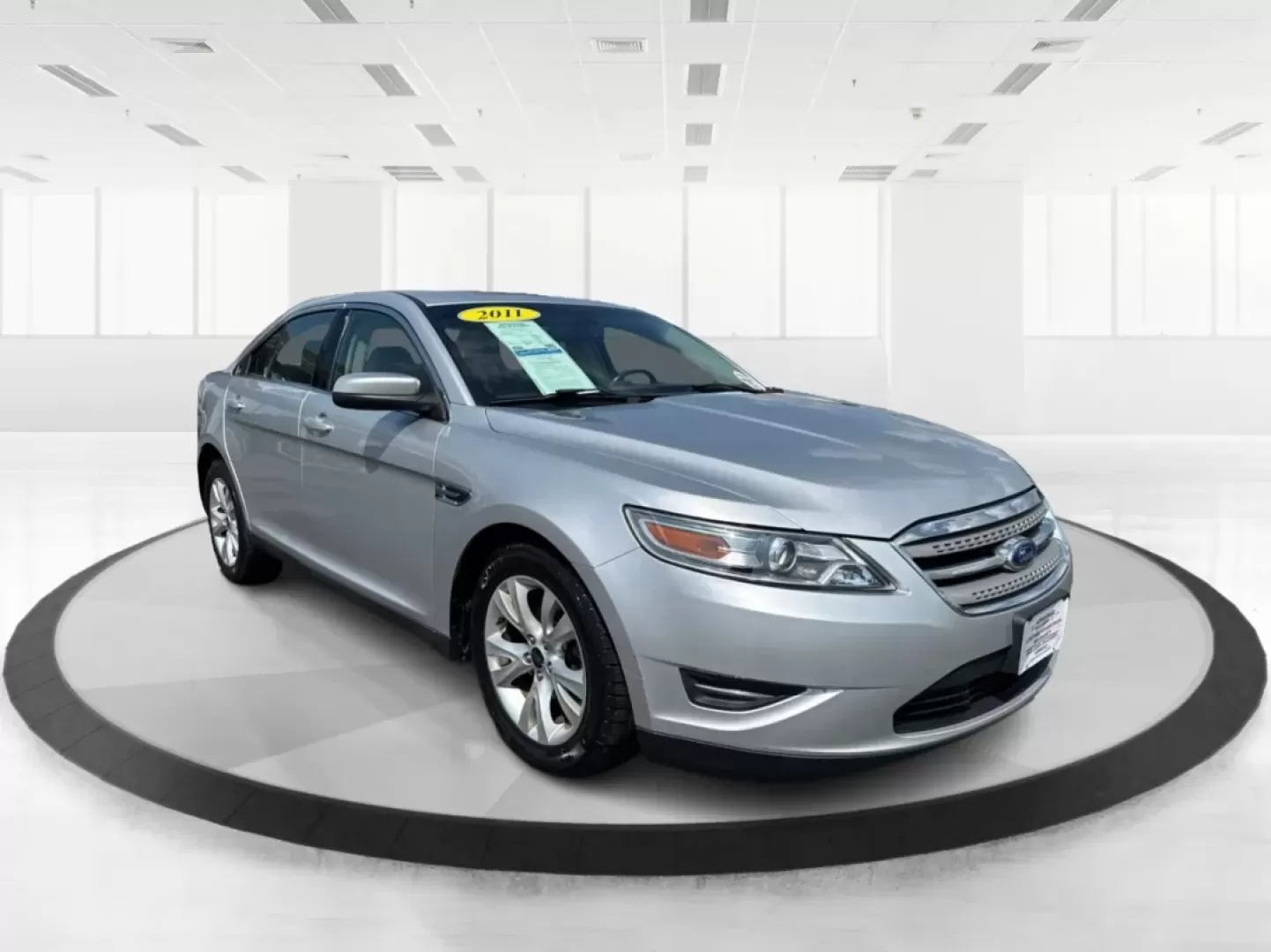 2011 Ford Taurus SEL (1FAHP2EW3BG) with an Duratec 3.5L V-6 DOHC engine, located at 880 E. National Road, Vandalia, OH, 45377, (937) 908-9800, 39.891918, -84.183594 - Experience the perfect blend of comfort, style, and reliability with the 2011 Ford Taurus SEL, a sedan that is truly designed for modern life. Whether you're commuting to work, transporting your growing family, or heading out for weekend adventures, this vehicle caters to a variety of lifestyles. Av - Photo#13