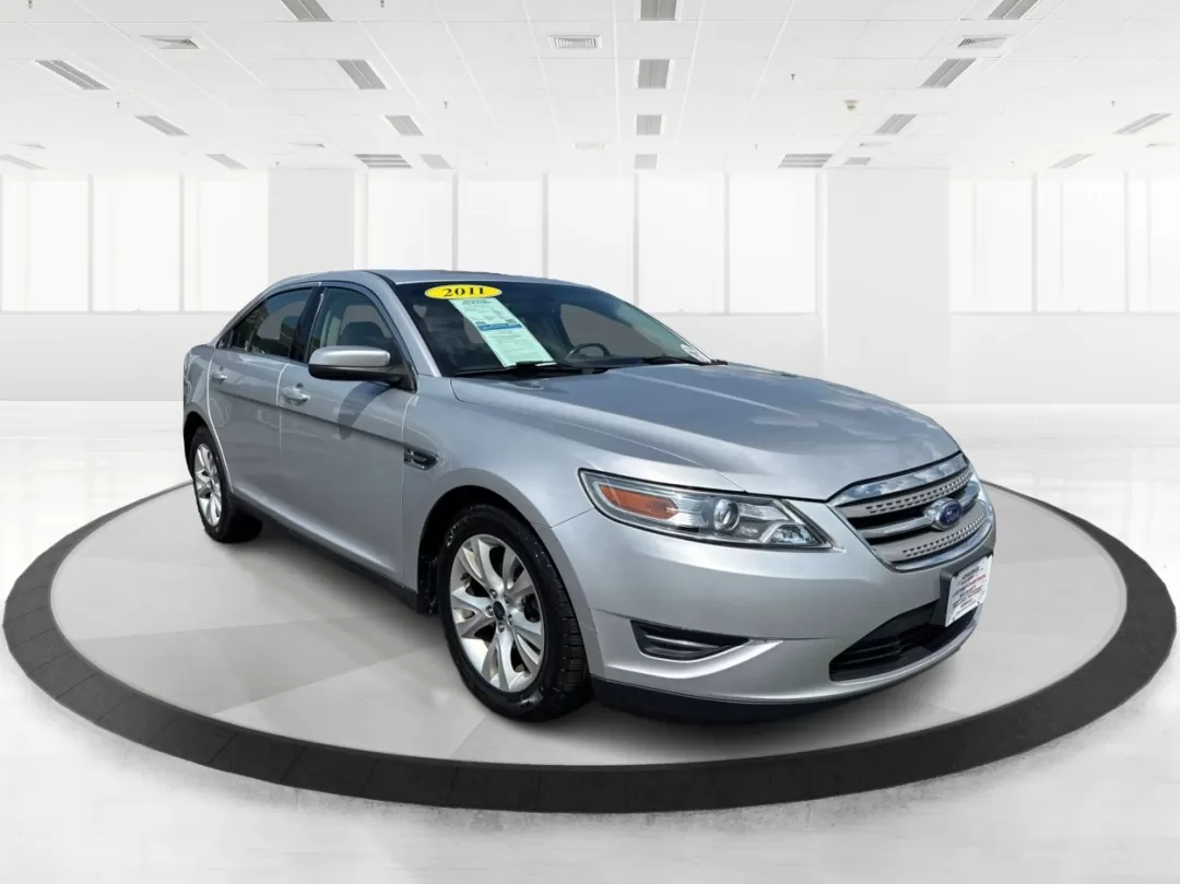 2011 Ford Taurus SEL (1FAHP2EW3BG) with an Duratec 3.5L V-6 DOHC engine, located at 880 E. National Road, Vandalia, OH, 45377, (937) 908-9800, 39.891918, -84.183594 - Experience the perfect blend of comfort, style, and reliability with the 2011 Ford Taurus SEL, a sedan that is truly designed for modern life. Whether you're commuting to work, transporting your growing family, or heading out for weekend adventures, this vehicle caters to a variety of lifestyles. Av - Photo#13