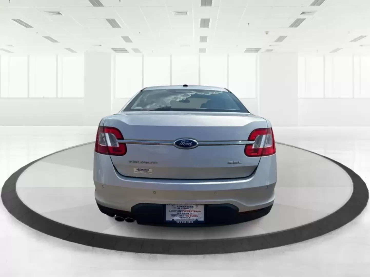 2011 Ford Taurus SEL (1FAHP2EW3BG) with an Duratec 3.5L V-6 DOHC engine, located at 880 E. National Road, Vandalia, OH, 45377, (937) 908-9800, 39.891918, -84.183594 - Experience the perfect blend of comfort, style, and reliability with the 2011 Ford Taurus SEL, a sedan that is truly designed for modern life. Whether you're commuting to work, transporting your growing family, or heading out for weekend adventures, this vehicle caters to a variety of lifestyles. Av - Photo#16
