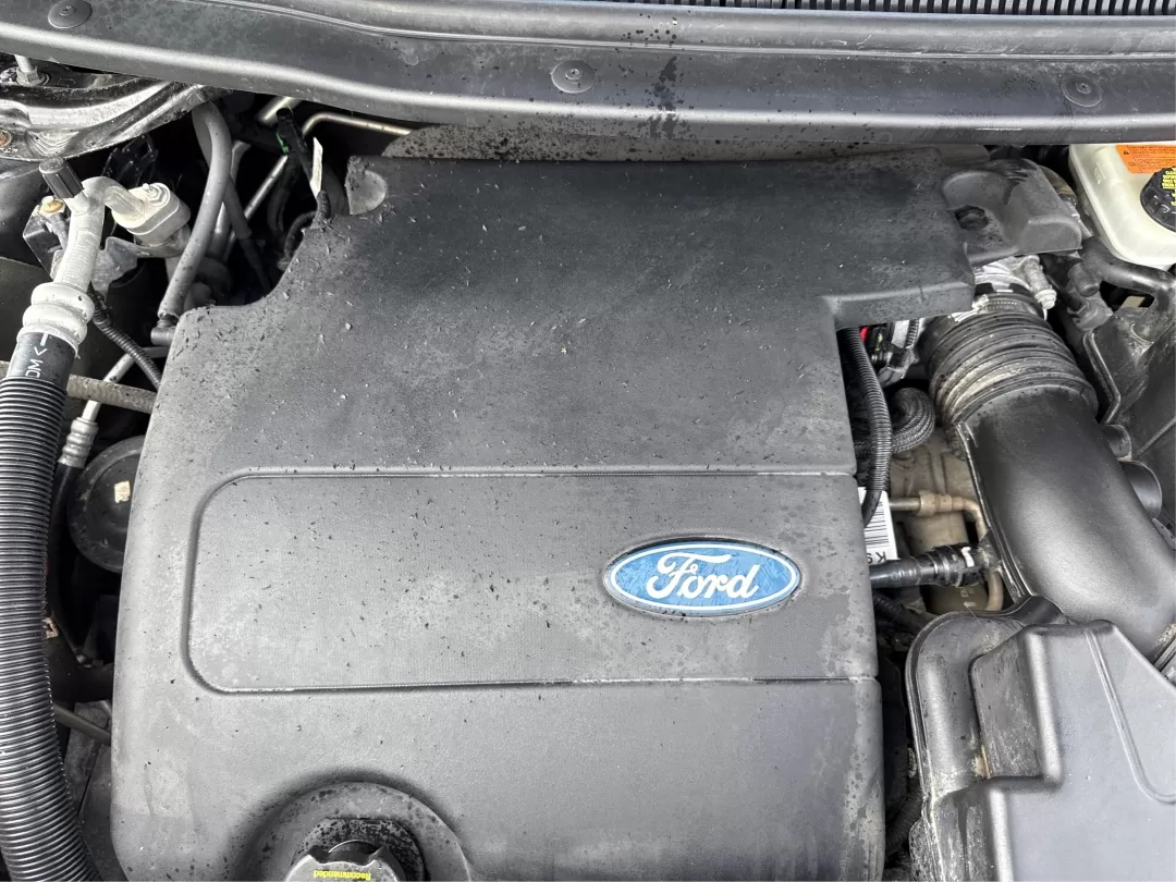 2013 Ford Explorer XLT (1FM5K8D88DG) with an 3.5L V-6 DOHC engine, located at 1951 S Dayton Lakeview Rd., New Carlisle, OH, 45344, (937) 908-9800, 39.890999, -84.050255 - Experience adventure and family outings like never before with the 2013 Ford Explorer XLT, now available at Advantage Car and Credit in Fairborn, OH. This rugged and reliable SUV is perfect for growing families, weekend getaways, or anyone seeking a spacious and capable vehicle. With its robust 3.5L - Photo#2
