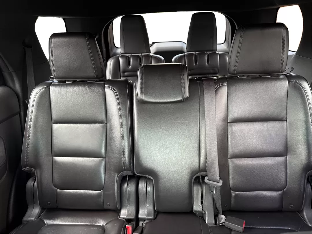 2013 Ford Explorer XLT (1FM5K8D88DG) with an 3.5L V-6 DOHC engine, located at 1951 S Dayton Lakeview Rd., New Carlisle, OH, 45344, (937) 908-9800, 39.890999, -84.050255 - Experience adventure and family outings like never before with the 2013 Ford Explorer XLT, now available at Advantage Car and Credit in Fairborn, OH. This rugged and reliable SUV is perfect for growing families, weekend getaways, or anyone seeking a spacious and capable vehicle. With its robust 3.5L - Photo#5