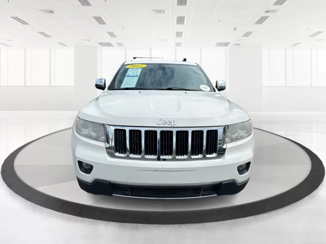 2012 Jeep Grand Cherokee Limited (1C4RJFBGXCC) with an Other engine, located at 401 Woodman Dr, Riverside, OH, 45431, (937) 908-9800, 39.760899, -84.123421 - **Discover Your Next Adventure with the 2012 Jeep Grand Cherokee Limited!**<br /> <br /> At Advantage Car and Credit, we believe that every journey begins with the right vehicle, especially for those who crave adventure. Whether you're navigating through the bustling streets of Fairborn, OH, or emba - Photo#6