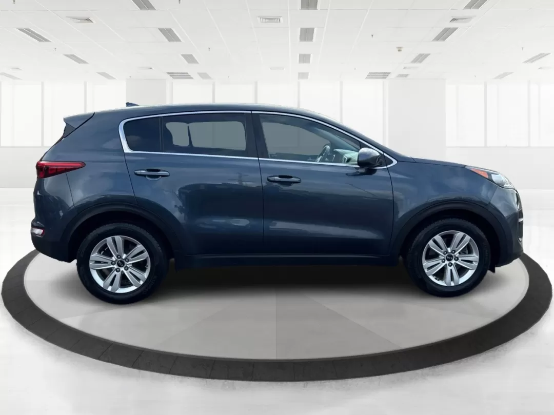2019 Kia Sportage LX (KNDPM3AC4K7) with an Theta II 2.4L I-4 gasoline direct injection engine, located at 1951 S Dayton Lakeview Rd., New Carlisle, OH, 45344, (937) 908-9800, 39.890999, -84.050255 - **Experience Adventure and Comfort with the 2019 Kia Sportage LX at Advantage Car and Credit!**<br /> <br /> Are you ready to elevate your daily commute or embark on unforgettable weekend adventures? The 2019 Kia Sportage LX is the ultimate crossover that seamlessly combines capability, style, and c - Photo#0