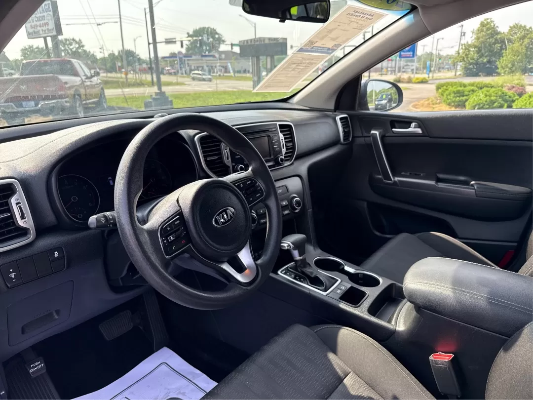 2019 Kia Sportage LX (KNDPM3AC4K7) with an Theta II 2.4L I-4 gasoline direct injection engine, located at 1951 S Dayton Lakeview Rd., New Carlisle, OH, 45344, (937) 908-9800, 39.890999, -84.050255 - **Experience Adventure and Comfort with the 2019 Kia Sportage LX at Advantage Car and Credit!**<br /> <br /> Are you ready to elevate your daily commute or embark on unforgettable weekend adventures? The 2019 Kia Sportage LX is the ultimate crossover that seamlessly combines capability, style, and c - Photo#8