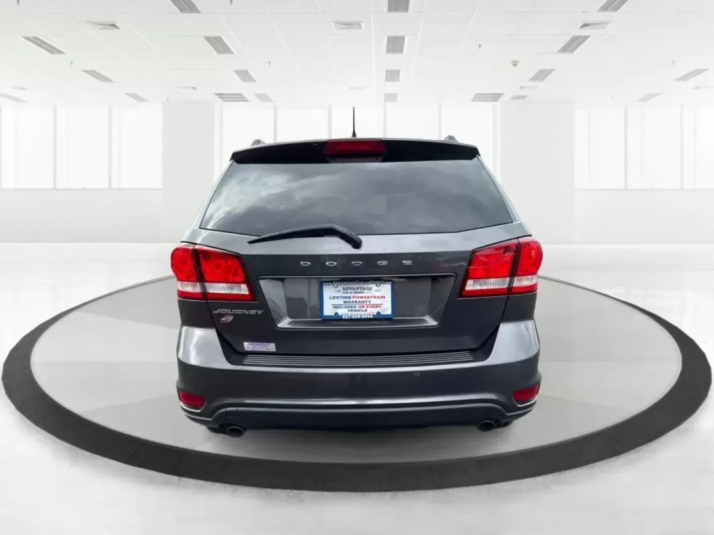 2018 Dodge Journey SXT AWD (3C4PDDBG9JT) with an Pentastar 3.6L V-6 DOHC engine, located at 8750 N County Rd 25A, Piqua, OH, 45356, (937) 908-9800, 40.164391, -84.232513 - Experience the thrill of adventure and family outings in this stunning **2018 Dodge Journey SXT AWD**, now available at **Advantage Car and Credit**, located at **1184 Kauffman Ave, Fairborn, OH 45324**. Whether you're commuting to work or heading out for a weekend getaway, this versatile SUV is des - Photo#3