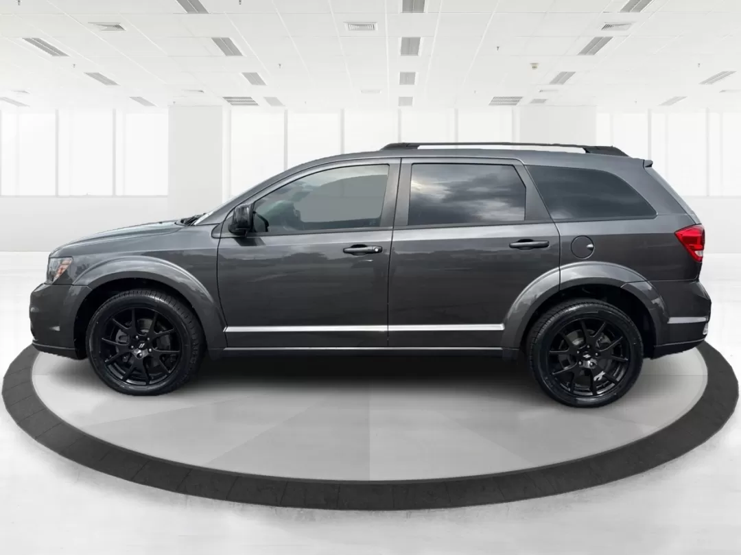 2018 Dodge Journey SXT AWD (3C4PDDBG9JT) with an Pentastar 3.6L V-6 DOHC engine, located at 8750 N County Rd 25A, Piqua, OH, 45356, (937) 908-9800, 40.164391, -84.232513 - Experience the thrill of adventure and family outings in this stunning **2018 Dodge Journey SXT AWD**, now available at **Advantage Car and Credit**, located at **1184 Kauffman Ave, Fairborn, OH 45324**. Whether you're commuting to work or heading out for a weekend getaway, this versatile SUV is des - Photo#5