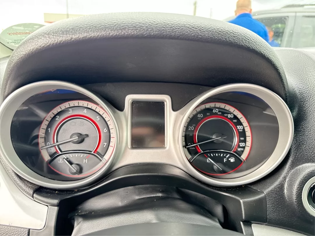 2018 Dodge Journey SXT AWD (3C4PDDBG9JT) with an Pentastar 3.6L V-6 DOHC engine, located at 8750 N County Rd 25A, Piqua, OH, 45356, (937) 908-9800, 40.164391, -84.232513 - Experience the thrill of adventure and family outings in this stunning **2018 Dodge Journey SXT AWD**, now available at **Advantage Car and Credit**, located at **1184 Kauffman Ave, Fairborn, OH 45324**. Whether you're commuting to work or heading out for a weekend getaway, this versatile SUV is des - Photo#14