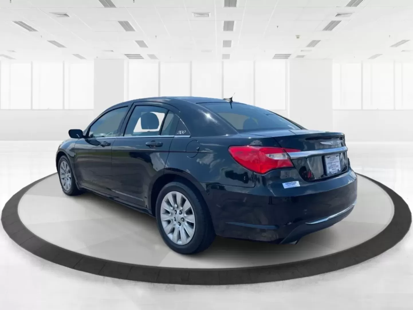 2014 Chrysler 200 LX (1C3CCBAG7EN) with an Other engine, located at 880 E. National Road, Vandalia, OH, 45377, (937) 908-9800, 39.891918, -84.183594 - Photo#4