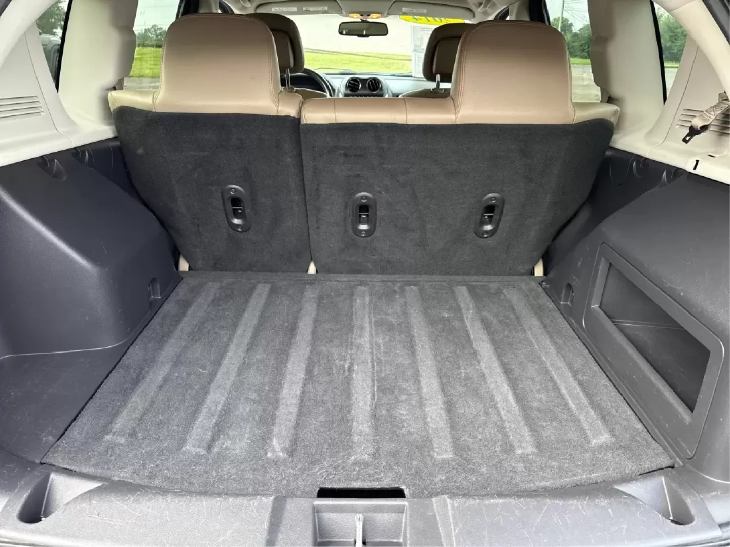 2014 Jeep Compass Latitude (1C4NJDEBXED) with an 2.4L I-4 DOHC engine, located at 8750 N County Rd 25A, Piqua, OH, 45356, (937) 908-9800, 40.164391, -84.232513 - **Discover Your Adventure with the 2014 Jeep Compass Latitude Perfect for Family Road Trips or Daily Commutes!**<br /> <br /> Are you ready to elevate your driving experience? The 2014 Jeep Compass Latitude is not just a vehicle; it's a lifestyle. Whether you're navigating busy city streets in Fair - Photo#11