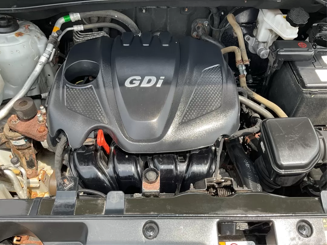 2014 Kia Sportage LX (KNDPBCAC6E7) with an Other engine, located at 8750 N County Rd 25A, Piqua, OH, 45356, (937) 908-9800, 40.164391, -84.232513 - **Adventure Awaits: 2014 Kia Sportage LX Ready for Your Next Journey!**<br /> <br /> Are you in search of a reliable vehicle that combines style, comfort, and versatility? Look no further than this 2014 Kia Sportage LX, perfect for weekend getaways, family road trips, or daily commutes. This crossov - Photo#9