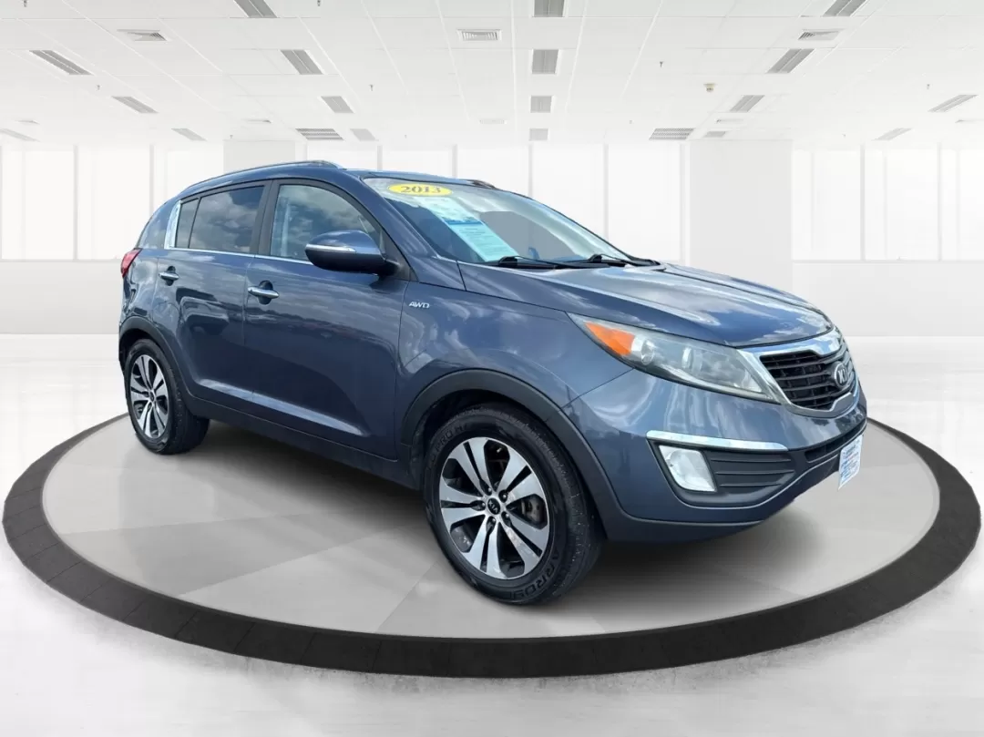 2013 Kia Sportage EX (KNDPCCA25D7) with an 2.4L I-4 DOHC engine, located at 1099 N County Rd 25A , Troy, OH, 45373, (937) 908-9800, 40.057079, -84.212883 - **Elevate Your Adventures with the 2013 Kia Sportage EX - Perfect for Every Journey!**<br /> <br /> Are you ready to take your daily commutes and weekend getaways to the next level? Look no further than this 2013 Kia Sportage EX, available now at Advantage Car and Credit in Fairborn, OH. This versat - Photo#0