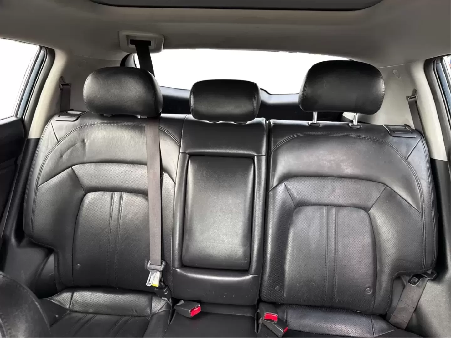 2013 Kia Sportage EX (KNDPCCA25D7) with an 2.4L I-4 DOHC engine, located at 1099 N County Rd 25A, Troy, OH, 45373, (937) 908-9800, 40.057079, -84.212883 - Photo#13