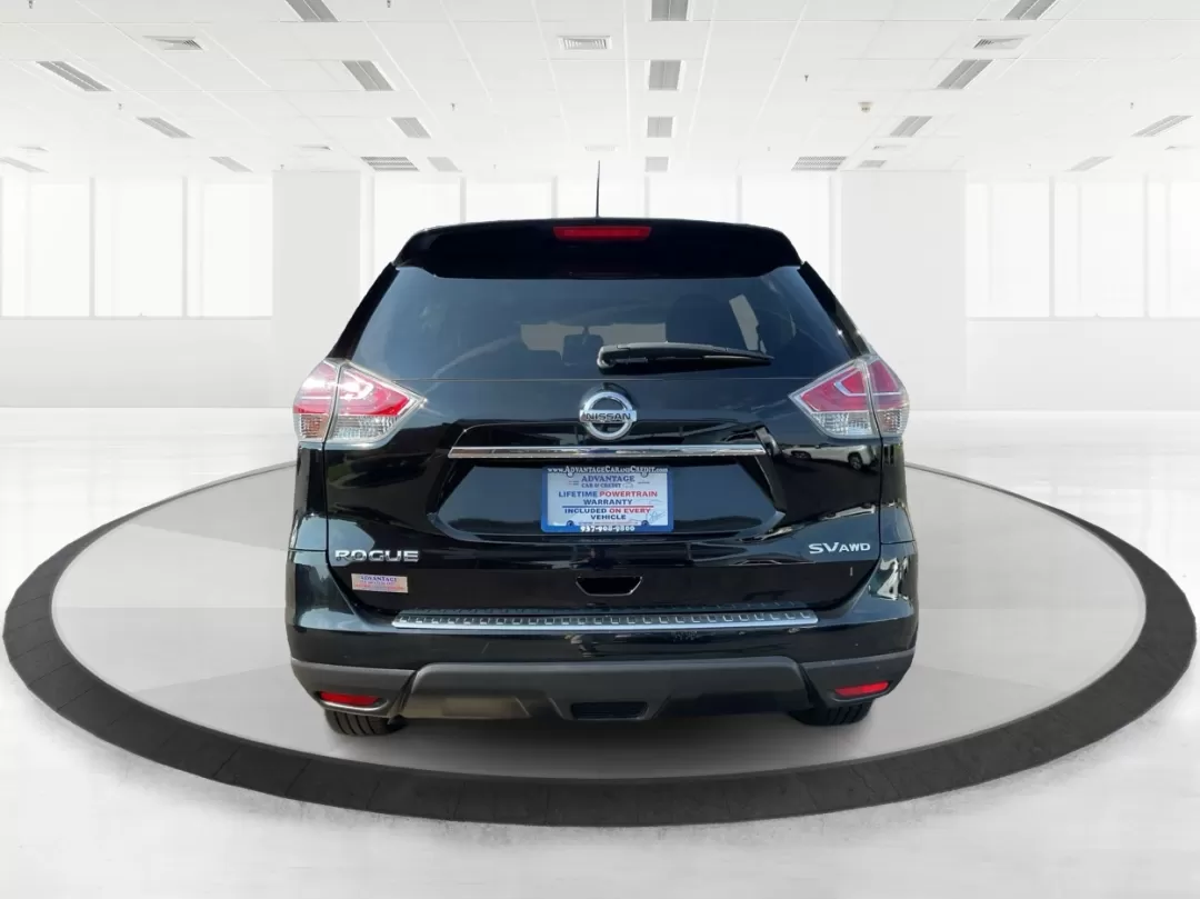 2015 Nissan Rogue SV (5N1AT2MV7FC) with an 2.5L I-4 DOHC engine, located at 4508 South Dixie Dr, Moraine, OH, 45439, (937) 908-9800, 39.689976, -84.218452 - **Adventure Awaits with the 2015 Nissan Rogue SV - Your Perfect Family SUV!**<br /> <br /> Are you a growing family in search of a reliable and spacious vehicle that can easily handle your daily commutes and weekend getaways? Look no further! The 2015 Nissan Rogue SV is here to elevate your lifestyl - Photo#3