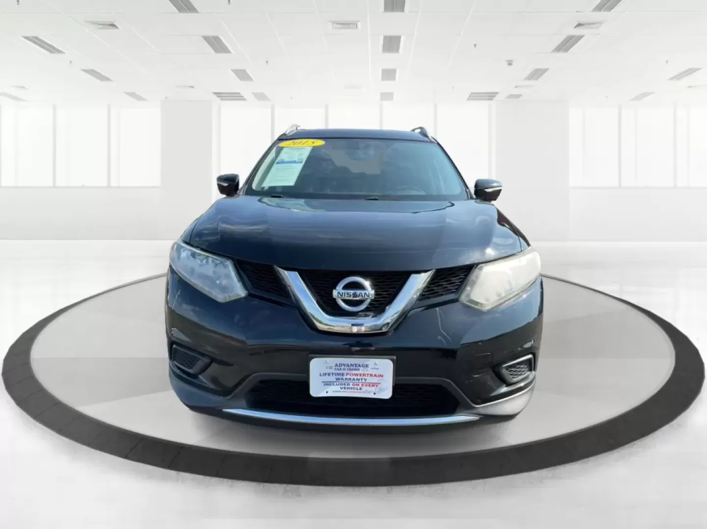 2015 Nissan Rogue SV (5N1AT2MV7FC) with an 2.5L I-4 DOHC engine, located at 4508 South Dixie Dr, Moraine, OH, 45439, (937) 908-9800, 39.689976, -84.218452 - Photo#6