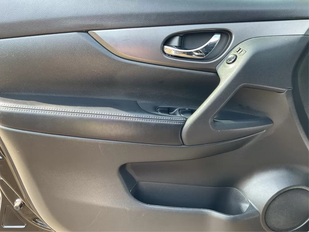 2015 Nissan Rogue SV (5N1AT2MV7FC) with an 2.5L I-4 DOHC engine, located at 4508 South Dixie Dr, Moraine, OH, 45439, (937) 908-9800, 39.689976, -84.218452 - **Adventure Awaits with the 2015 Nissan Rogue SV - Your Perfect Family SUV!**<br /> <br /> Are you a growing family in search of a reliable and spacious vehicle that can easily handle your daily commutes and weekend getaways? Look no further! The 2015 Nissan Rogue SV is here to elevate your lifestyl - Photo#17