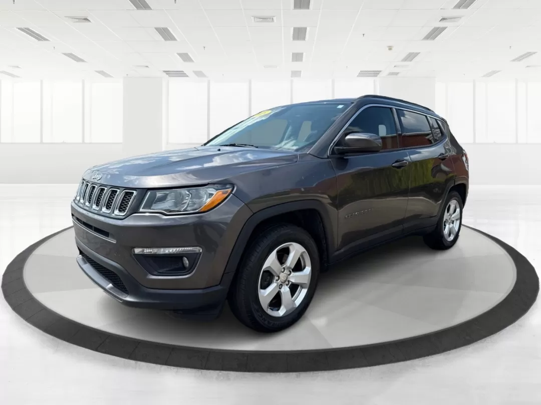 2018 Jeep Compass Latitude FWD (3C4NJCBB1JT) with an 2.4L I-4 variable valve control engine, located at 8750 N County Rd 25A, Piqua, OH, 45356, (937) 908-9800, 40.164391, -84.232513 - **Adventure Awaits with This 2018 Jeep Compass Latitude FWD!**<br /> <br /> Transform your everyday travels into unforgettable adventures with the 2018 Jeep Compass Latitude FWD. This SUV is not just a mode of transportation; it's your ticket to exploration, whether it's cruising through the scenic - Photo#7