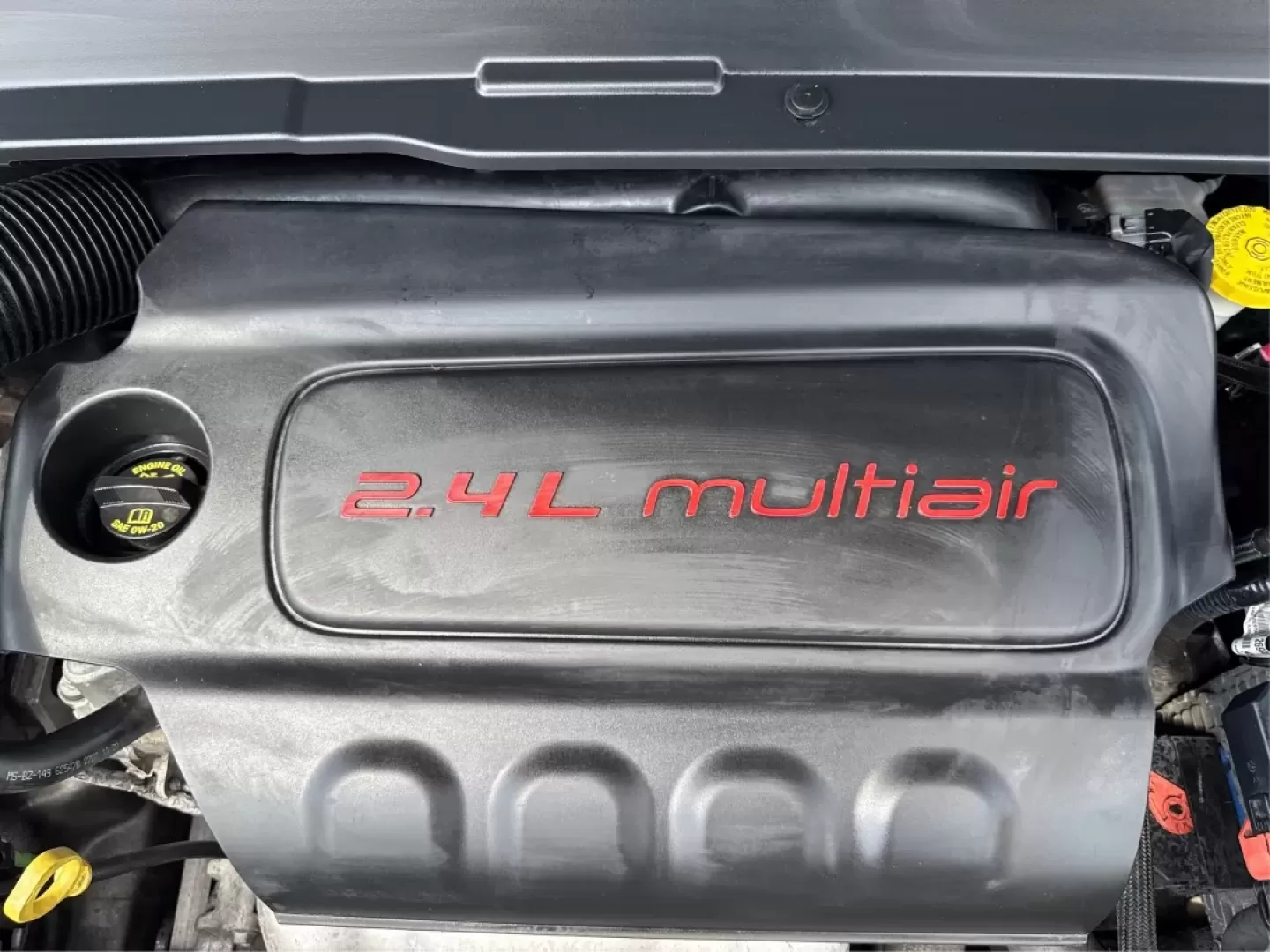 2018 Jeep Compass Latitude FWD (3C4NJCBB1JT) with an 2.4L I-4 variable valve control engine, located at 8750 N County Rd 25A, Piqua, OH, 45356, (937) 908-9800, 40.164391, -84.232513 - Photo#10