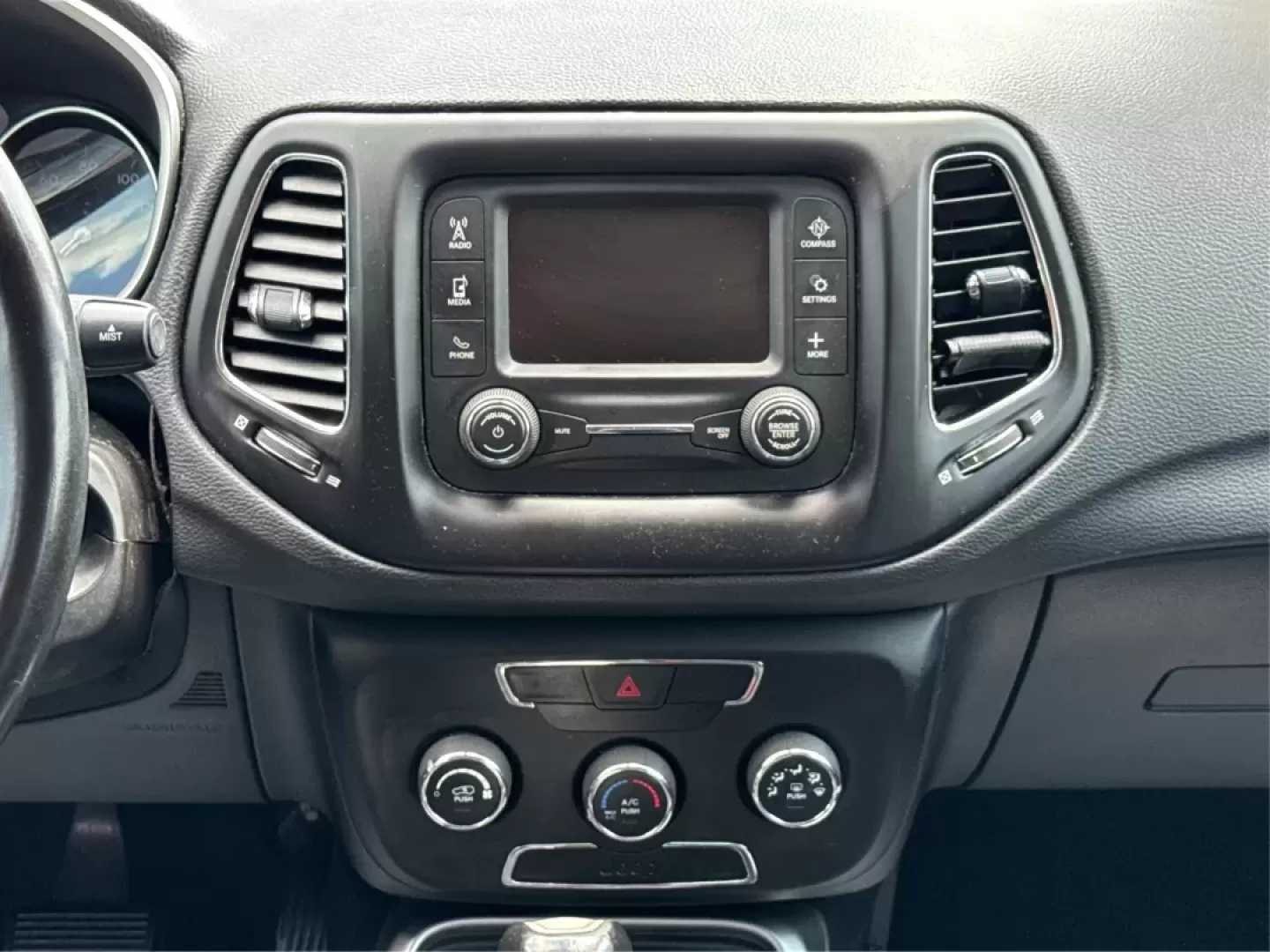 2018 Jeep Compass Latitude FWD (3C4NJCBB1JT) with an 2.4L I-4 variable valve control engine, located at 8750 N County Rd 25A, Piqua, OH, 45356, (937) 908-9800, 40.164391, -84.232513 - Photo#12