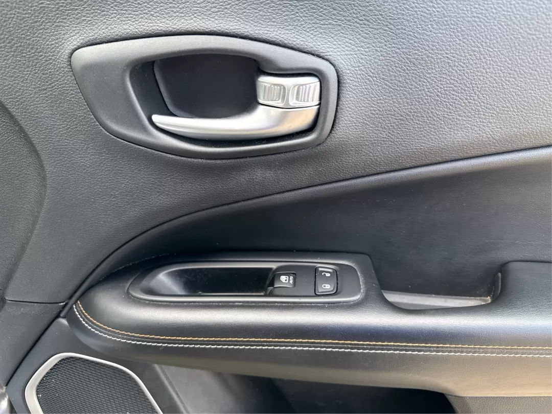 2018 Jeep Compass Latitude FWD (3C4NJCBB1JT) with an 2.4L I-4 variable valve control engine, located at 8750 N County Rd 25A, Piqua, OH, 45356, (937) 908-9800, 40.164391, -84.232513 - **Adventure Awaits with This 2018 Jeep Compass Latitude FWD!**<br /> <br /> Transform your everyday travels into unforgettable adventures with the 2018 Jeep Compass Latitude FWD. This SUV is not just a mode of transportation; it's your ticket to exploration, whether it's cruising through the scenic - Photo#19