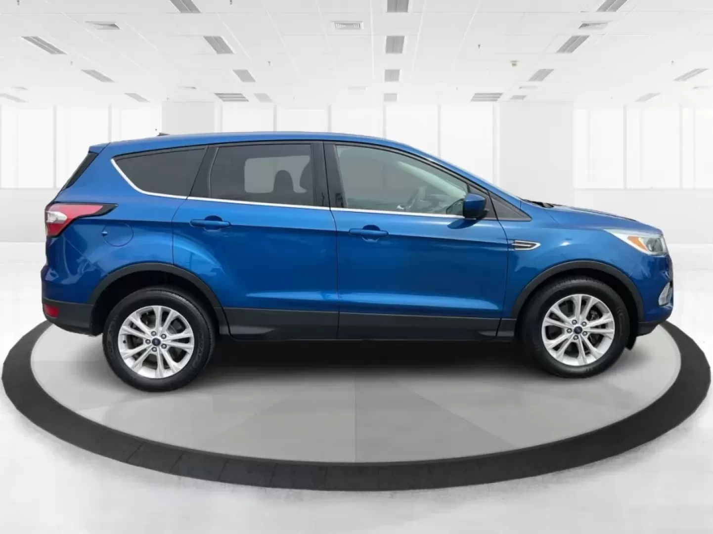 2017 Ford Escape SE (1FMCU9GD3HU) with an Other engine, located at 4508 South Dixie Dr, Moraine, OH, 45439, (937) 908-9800, 39.689976, -84.218452 - Photo#1
