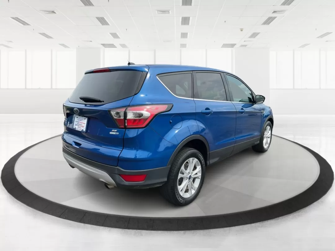 2017 Ford Escape SE (1FMCU9GD3HU) with an Other engine, located at 4508 South Dixie Dr, Moraine, OH, 45439, (937) 908-9800, 39.689976, -84.218452 - Are you searching for a reliable and stylish SUV that fits seamlessly into your busy lifestyle? Look no further than this stunning 2017 Ford Escape SE, available now at Advantage Car and Credit in Fairborn, OH. With its robust features and comfortable design, this vehicle is perfect for growing fami - Photo#2