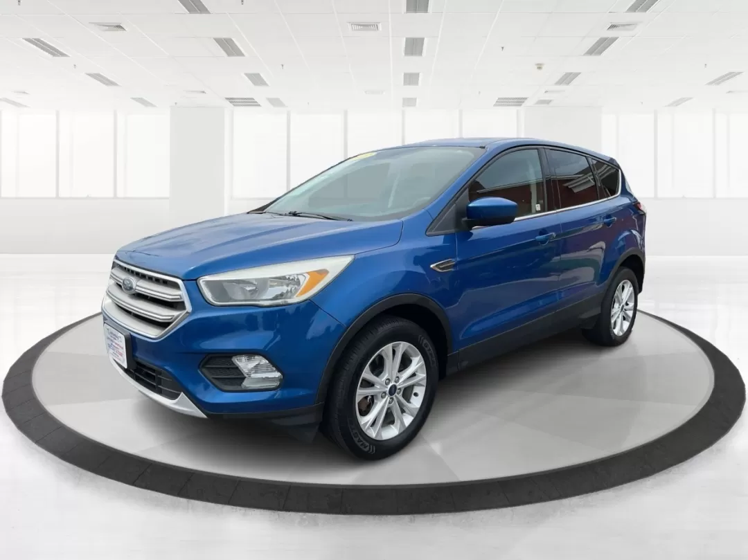 2017 Ford Escape SE (1FMCU9GD3HU) with an Other engine, located at 4508 South Dixie Dr, Moraine, OH, 45439, (937) 908-9800, 39.689976, -84.218452 - Are you searching for a reliable and stylish SUV that fits seamlessly into your busy lifestyle? Look no further than this stunning 2017 Ford Escape SE, available now at Advantage Car and Credit in Fairborn, OH. With its robust features and comfortable design, this vehicle is perfect for growing fami - Photo#7