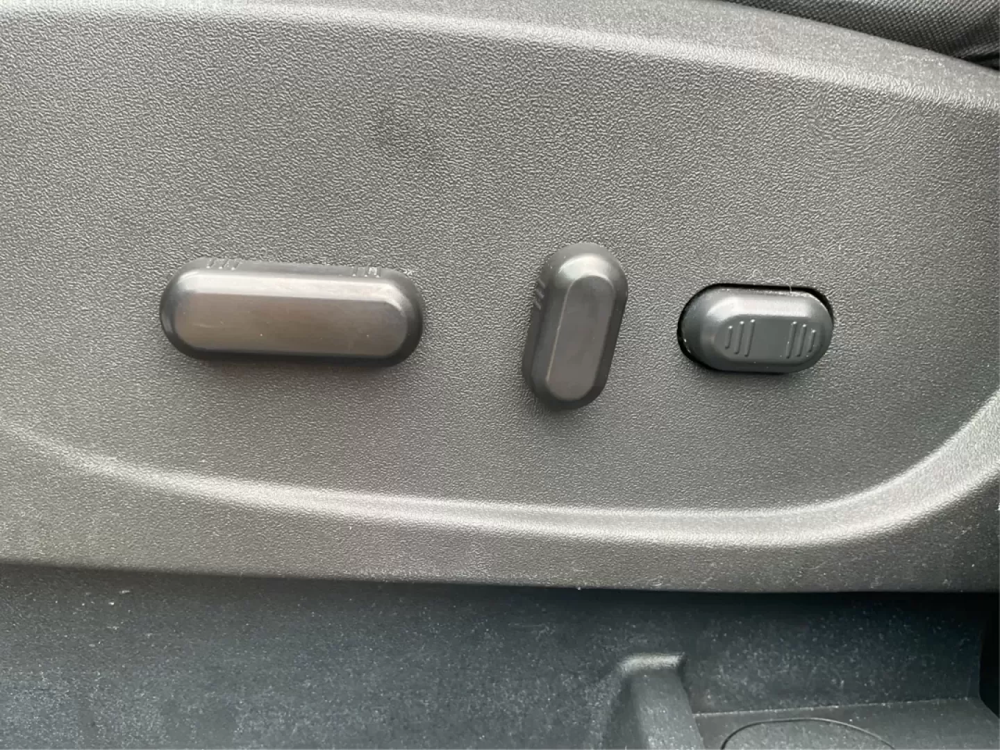 2017 Ford Escape SE (1FMCU9GD3HU) with an Other engine, located at 4508 South Dixie Dr, Moraine, OH, 45439, (937) 908-9800, 39.689976, -84.218452 - Photo#17