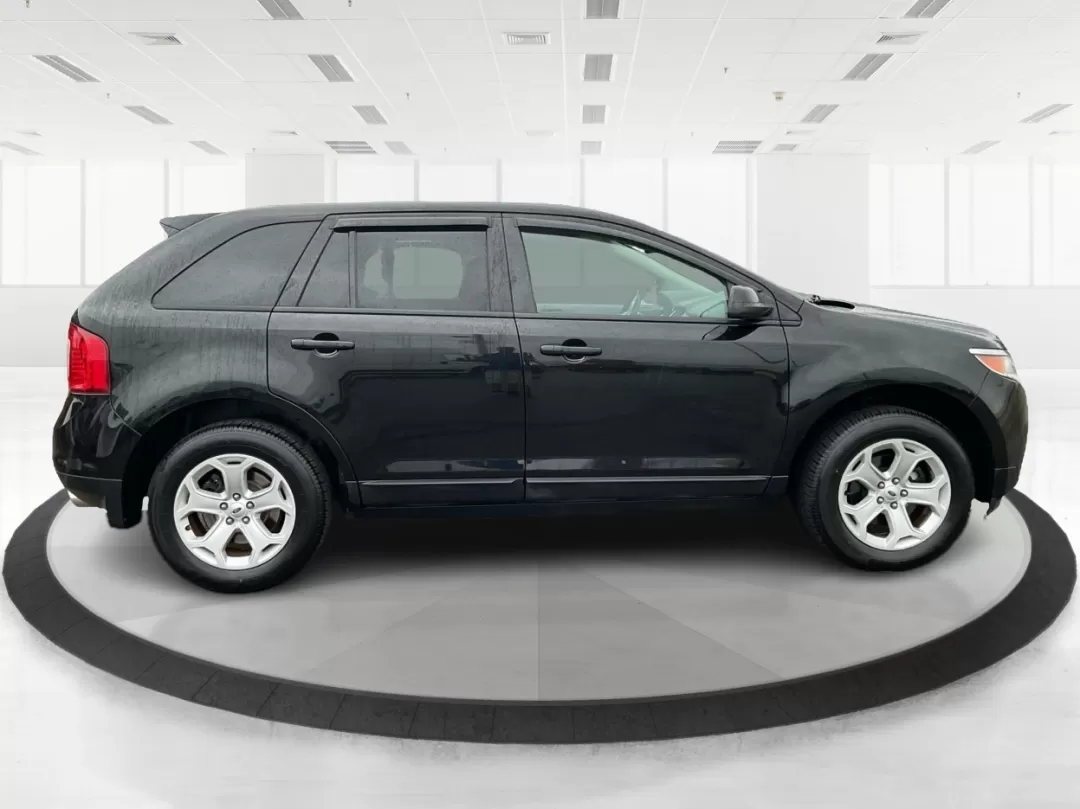 2013 Ford Edge SEL (2FMDK4JC1DB) with an 3.5L V-6 DOHC engine, located at 8750 N County Rd 25A, Piqua, OH, 45356, (937) 908-9800, 40.164391, -84.232513 - **Elevate Your Weekend Adventures with the 2013 Ford Edge SEL at Advantage Car and Credit!**<br /> <br /> Are you ready to embrace a lifestyle of comfort and adventure? Whether you're shuttling the kids to their weekend soccer games or embarking on a scenic road trip through Ohio's beautiful landsca - Photo#1
