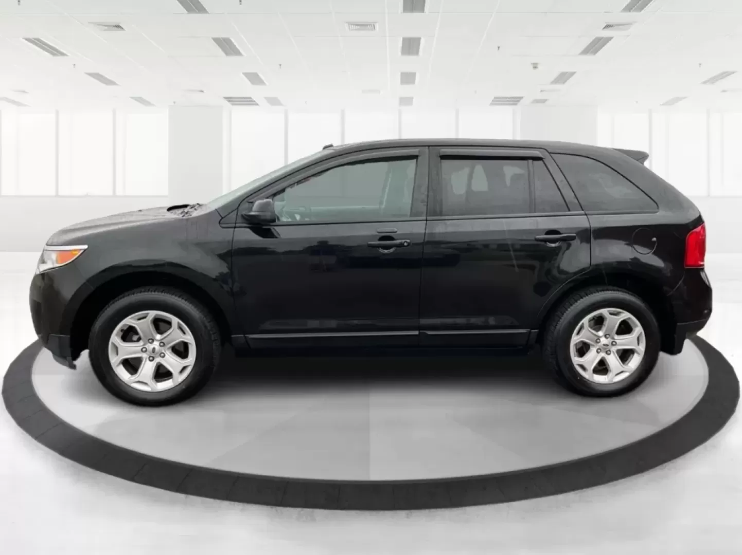 2013 Ford Edge SEL (2FMDK4JC1DB) with an 3.5L V-6 DOHC engine, located at 8750 N County Rd 25A, Piqua, OH, 45356, (937) 908-9800, 40.164391, -84.232513 - Photo#5