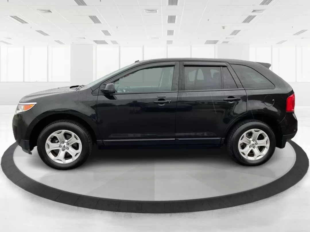 2013 Ford Edge SEL (2FMDK4JC1DB) with an 3.5L V-6 DOHC engine, located at 8750 N County Rd 25A, Piqua, OH, 45356, (937) 908-9800, 40.164391, -84.232513 - **Elevate Your Weekend Adventures with the 2013 Ford Edge SEL at Advantage Car and Credit!**<br /> <br /> Are you ready to embrace a lifestyle of comfort and adventure? Whether you're shuttling the kids to their weekend soccer games or embarking on a scenic road trip through Ohio's beautiful landsca - Photo#5
