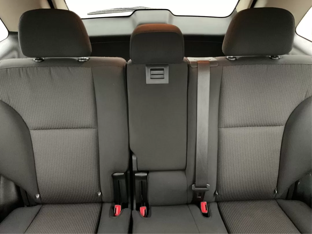 2013 Ford Edge SEL (2FMDK4JC1DB) with an 3.5L V-6 DOHC engine, located at 8750 N County Rd 25A, Piqua, OH, 45356, (937) 908-9800, 40.164391, -84.232513 - **Elevate Your Weekend Adventures with the 2013 Ford Edge SEL at Advantage Car and Credit!**<br /> <br /> Are you ready to embrace a lifestyle of comfort and adventure? Whether you're shuttling the kids to their weekend soccer games or embarking on a scenic road trip through Ohio's beautiful landsca - Photo#13