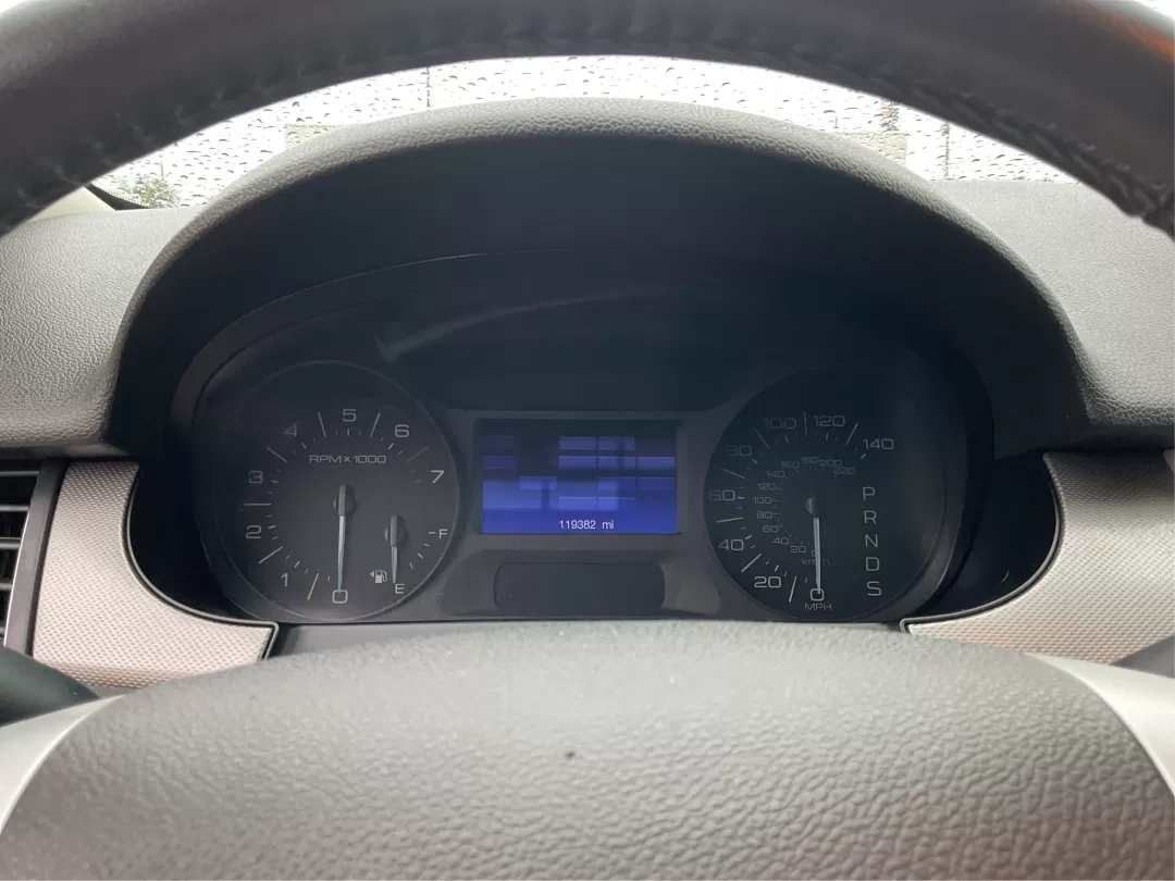 2013 Ford Edge SEL (2FMDK4JC1DB) with an 3.5L V-6 DOHC engine, located at 8750 N County Rd 25A, Piqua, OH, 45356, (937) 908-9800, 40.164391, -84.232513 - **Elevate Your Weekend Adventures with the 2013 Ford Edge SEL at Advantage Car and Credit!**<br /> <br /> Are you ready to embrace a lifestyle of comfort and adventure? Whether you're shuttling the kids to their weekend soccer games or embarking on a scenic road trip through Ohio's beautiful landsca - Photo#14