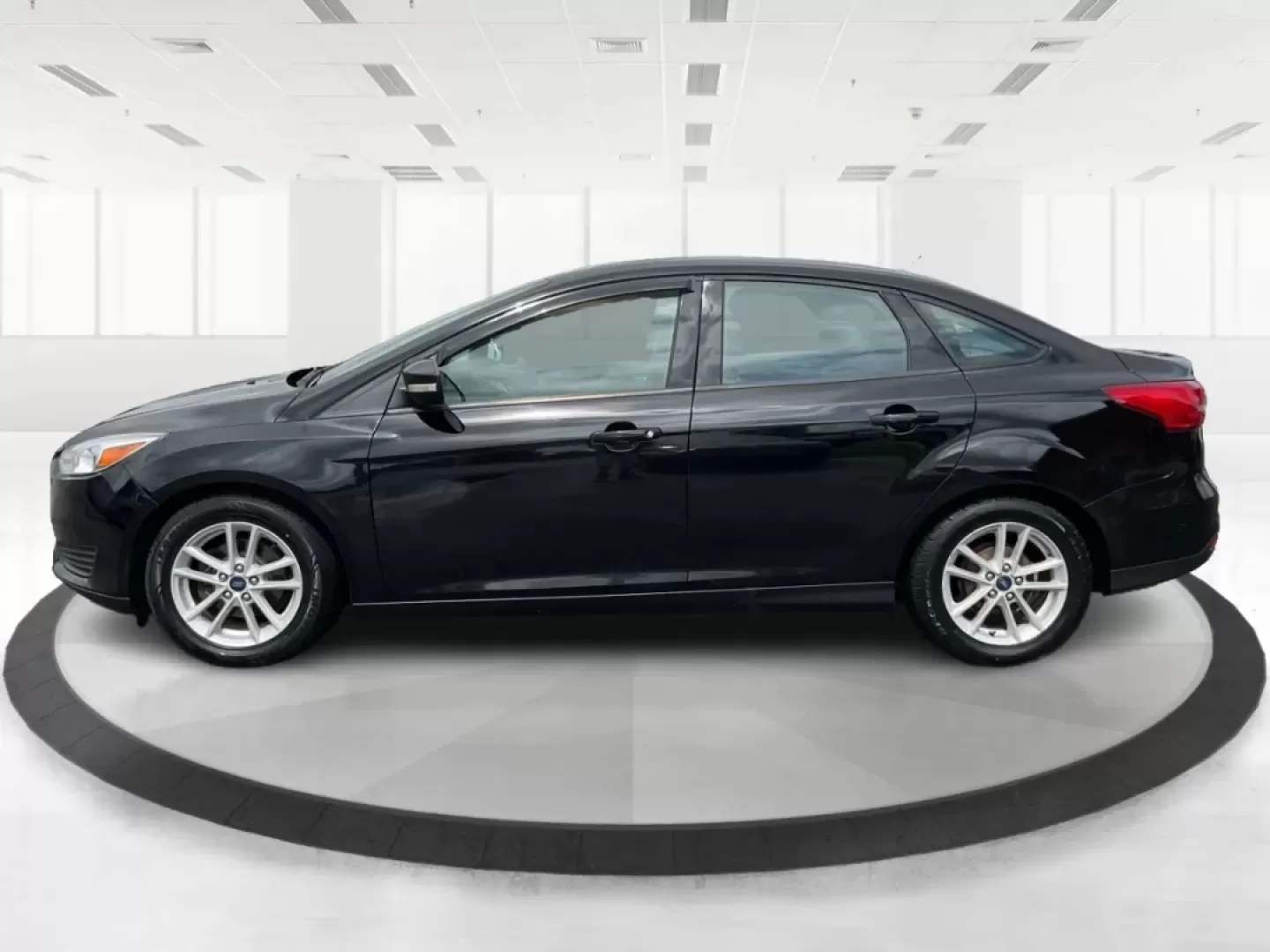 2017 Ford Focus SE (1FADP3F28HL) with an Other engine, located at 880 E. National Road, Vandalia, OH, 45377, (937) 908-9800, 39.891918, -84.183594 - Photo#5