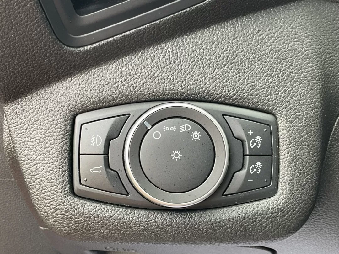 2019 Ford Escape SE (1FMCU9GD7KU) with an Other engine, located at 1951 S Dayton Lakeview Rd., New Carlisle, OH, 45344, (937) 908-9800, 39.890999, -84.050255 - **Unleash Your Adventurous Spirit with the 2019 Ford Escape SE at Advantage Car and Credit in Fairborn, OH!**<br /> <br /> Are you searching for a reliable, stylish, and versatile SUV that perfectly fits your active lifestyle? Look no further than this stunning 2019 Ford Escape SE, available now at - Photo#16