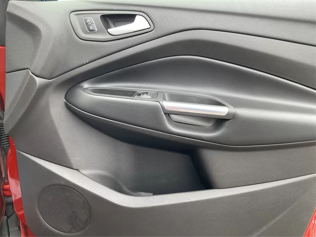 2019 Ford Escape SE (1FMCU9GD7KU) with an Other engine, located at 1951 S Dayton Lakeview Rd., New Carlisle, OH, 45344, (937) 908-9800, 39.890999, -84.050255 - **Unleash Your Adventurous Spirit with the 2019 Ford Escape SE at Advantage Car and Credit in Fairborn, OH!**<br /> <br /> Are you searching for a reliable, stylish, and versatile SUV that perfectly fits your active lifestyle? Look no further than this stunning 2019 Ford Escape SE, available now at - Photo#19