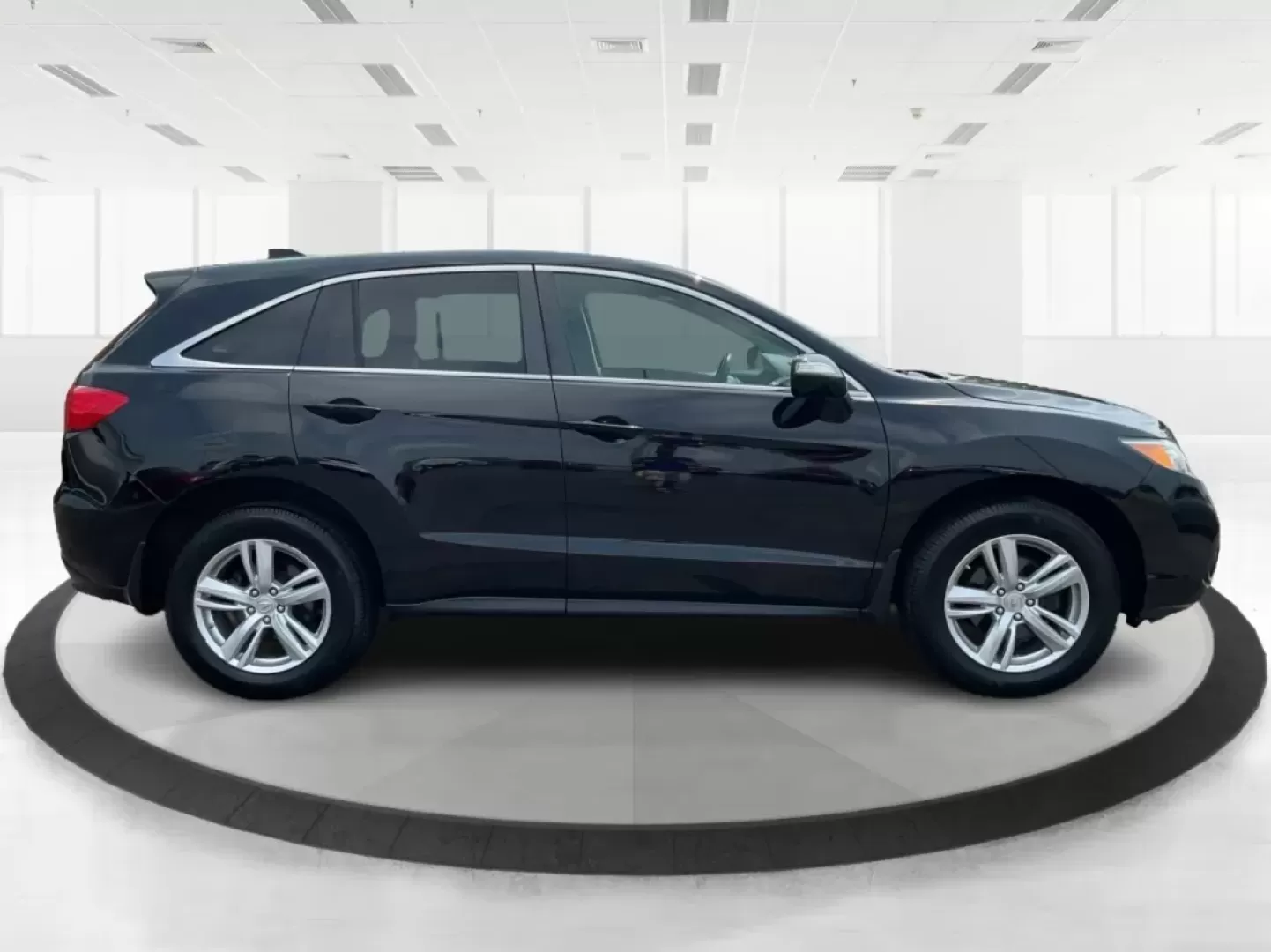 2014 Acura RDX Base (5J8TB3H39EL) with an Other engine, located at 1099 N County Rd 25A, Troy, OH, 45373, (937) 908-9800, 40.057079, -84.212883 - Unleash the perfect blend of comfort and versatility with the 2014 Acura RDX, a crossover that caters to both your daily grind and weekend adventures. Whether you're a growing family seeking spaciousness, a commuter looking for reliability, or a weekend warrior ready for road trips, this vehicle has - Photo#1